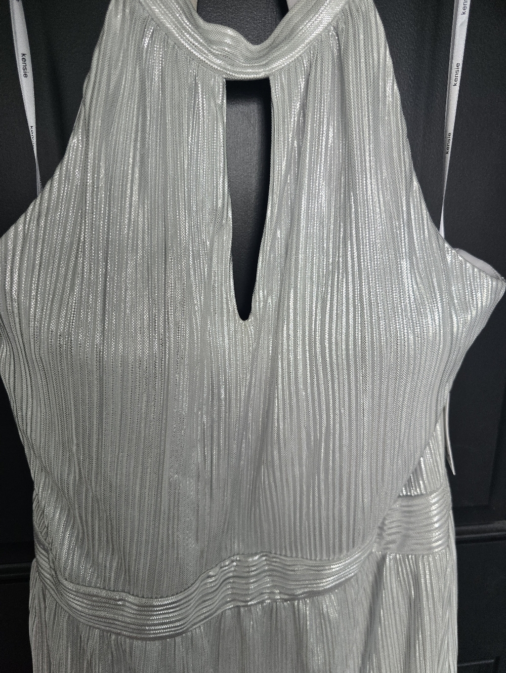 Kensie Silver Metallic Pleated Halter Dress Keyhole Neck Sleeveless Midi Size 16 - Picture 8 of 10
